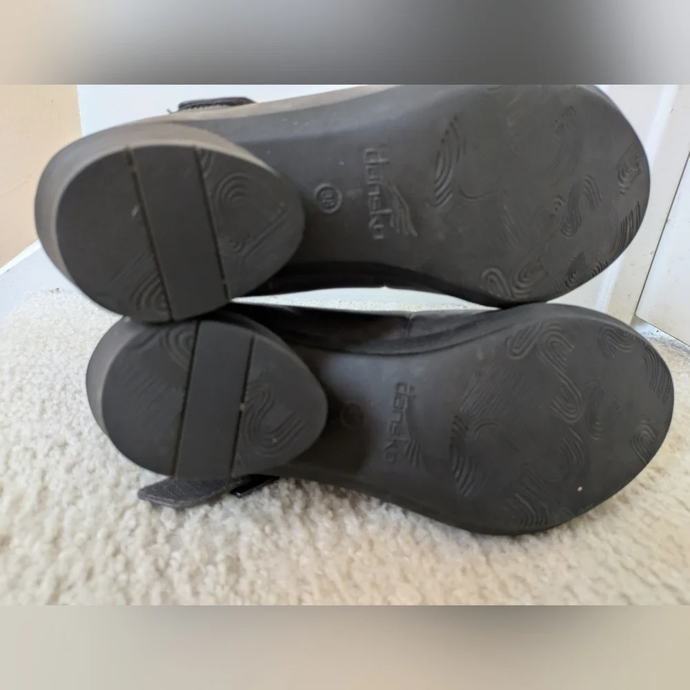 dansko roxanne